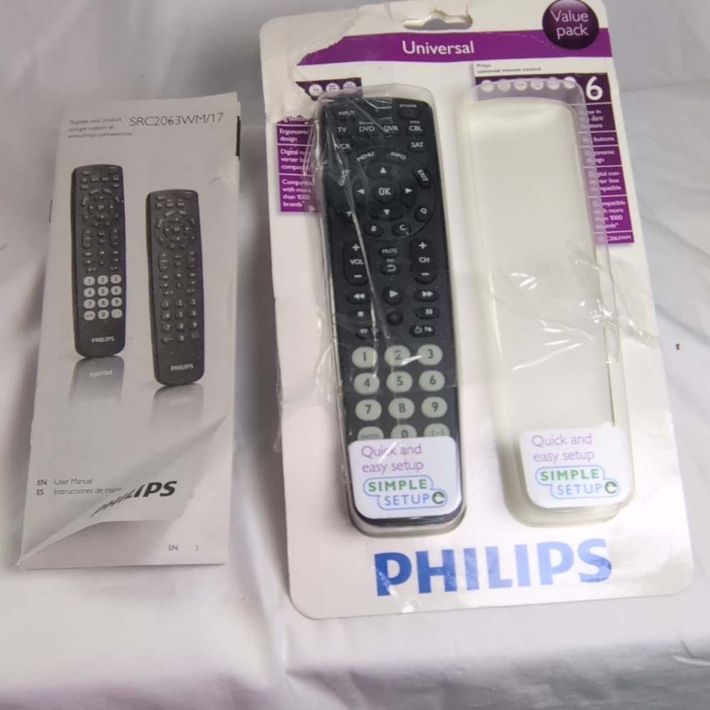 Philips SRC2063WM/17 Remote Control Black Wireless Glow Buttons MPN SRC2063WM/17